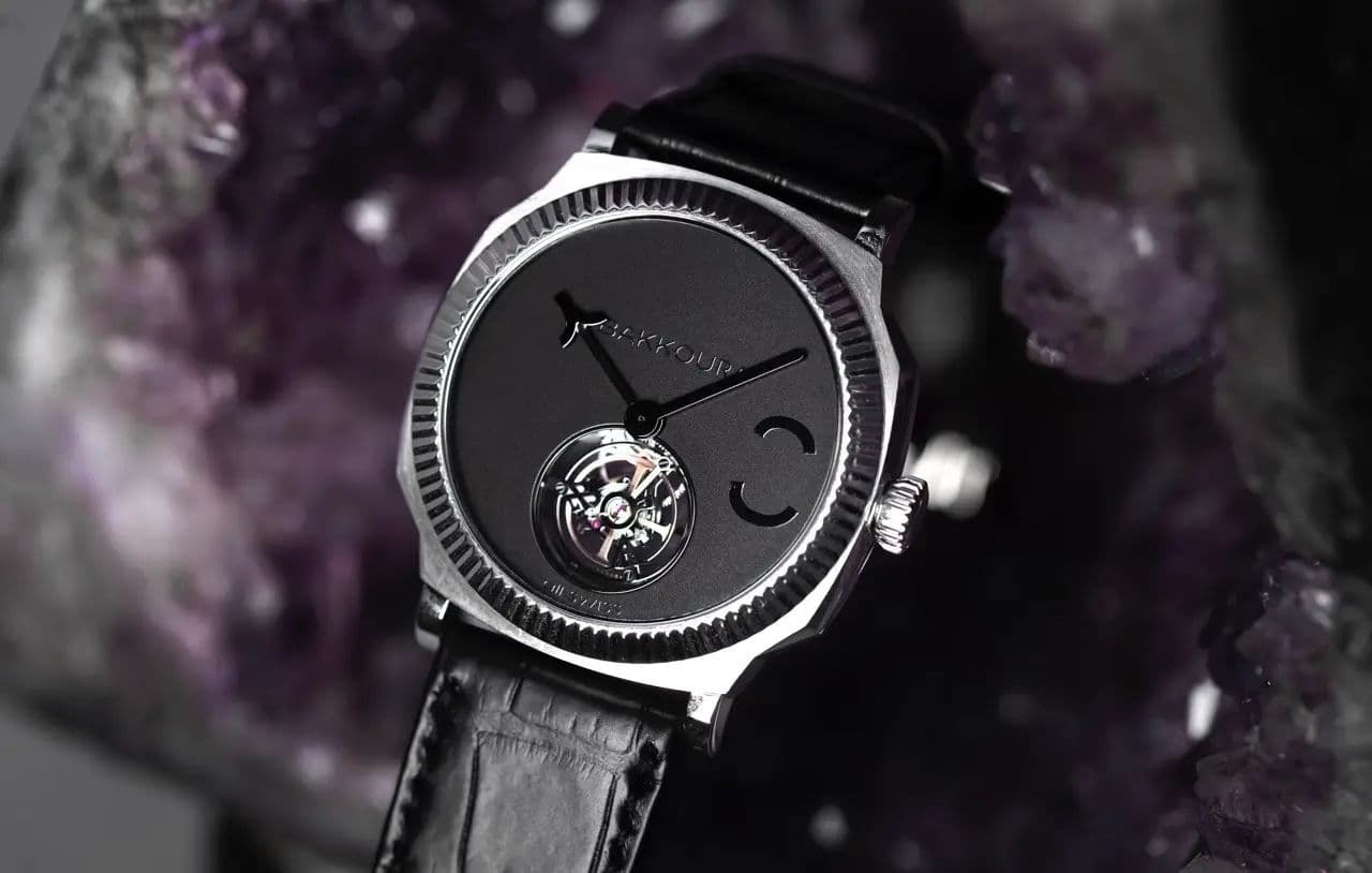 Tourbillon Black Gallery Image 1